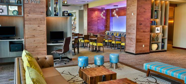 萨凡纳中城万枫酒店及套房(Fairfield Inn & Suites Savannah Midtown)图片