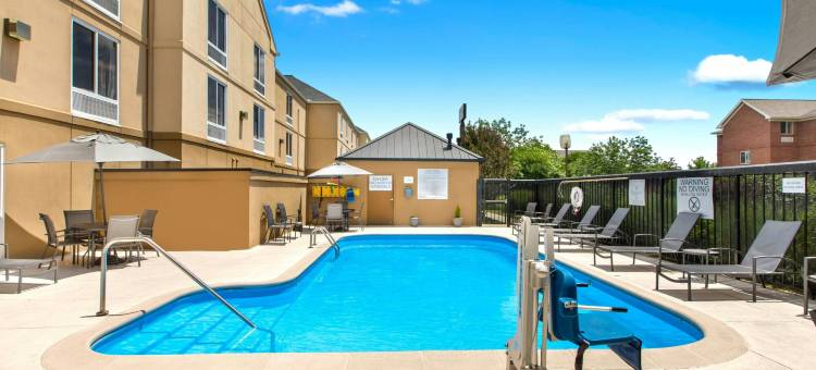 埃文斯维尔东万豪万枫酒店(Fairfield Inn Evansville East)图片