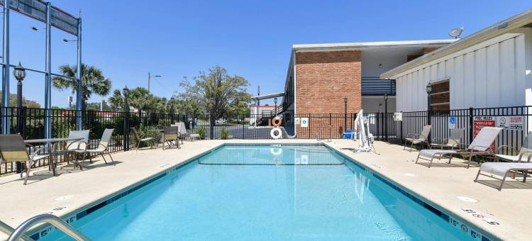 OYO 格鲁吉亚弗多斯塔I-75酒店(OYO Hotel Valdosta GA I-75)图片