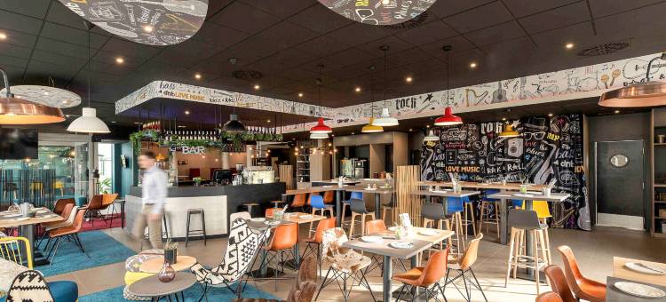 宜必思巴伦西亚博奈尔岛机场酒店(Ibis Valencia Bonaire Aeropuerto)图片