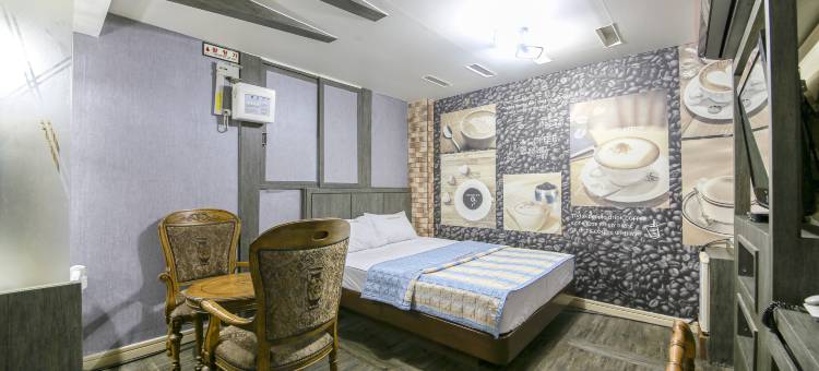 珍珠维罗妮卡自助入住汽车旅馆(Pearl Veronica Self Check-in Motel)图片