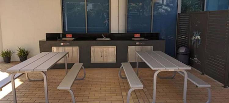 海滨大厦公寓(Beachfront Towers)图片