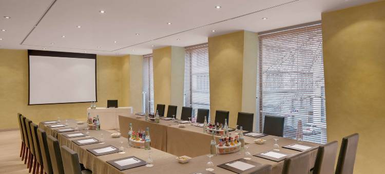 怡东 - 盖泽尔(Excelsior by Geisel)图片