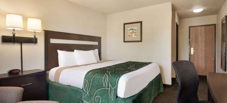 Travelodge by Wyndham Jefferson City图片