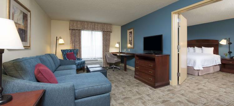 诺尔玛布卢明顿欢朋套房酒店(Hampton Inn & Suites Bloomington-Normal)图片