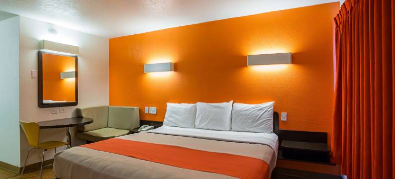 文纳奇6号汽车旅馆(Motel 6 Wenatchee, WA)图片