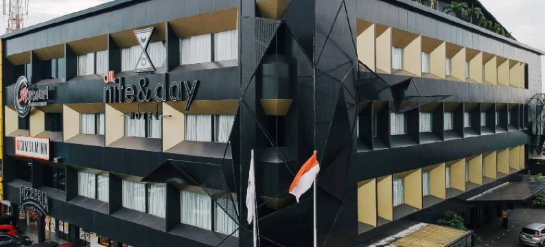 老兵的日夜旅馆(All Nite and Day Veteran)图片