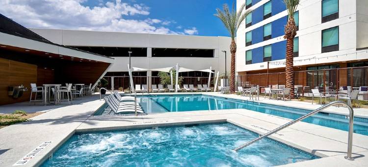 拉斯维加斯会议中心欢朋套房酒店(Hampton Inn & Suites Las Vegas Convention Center)图片