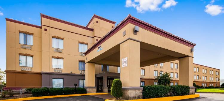 伊凡斯维尔北凯隆波因特酒店(Clarion Pointe Evansville North)图片