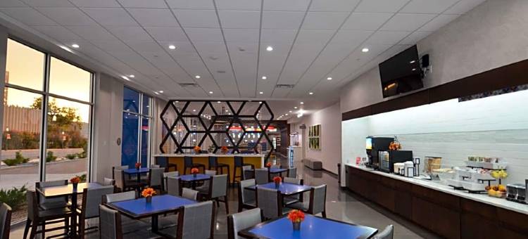 格洛贝斯特韦斯特伊尼德市中心会议中心酒店(GLō Best Western Enid OK Downtown/Convention Center Hotel)图片