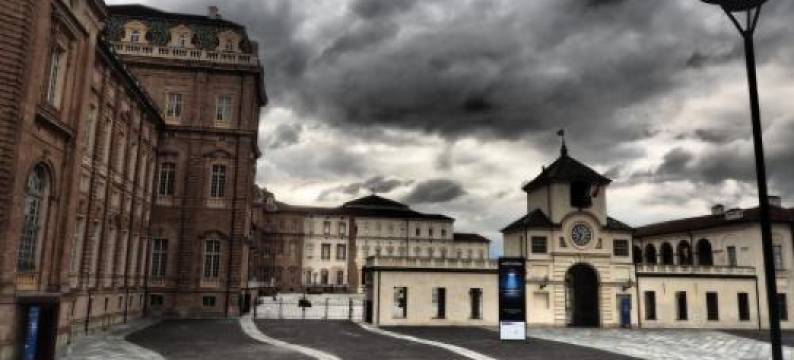 Monolocale Dormire Alla Reggia图片