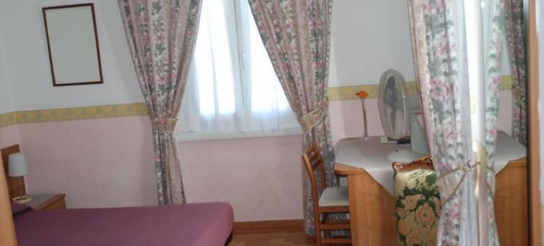 里维埃拉酒店(Hotel Riviera)图片