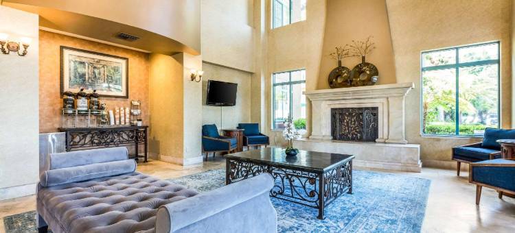 圣地亚哥酒店圈温德姆华美达酒店及套房(Ramada Suites by Wyndham San Diego)图片