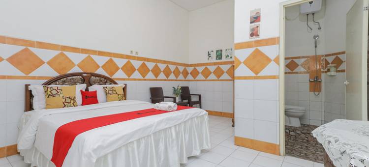 红多兹伊斯兰酒店@莫乔萨里(RedDoorz Syariah at Mojosari)图片