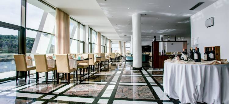 安格拉滨海酒店(Angra Marina Hotel)图片