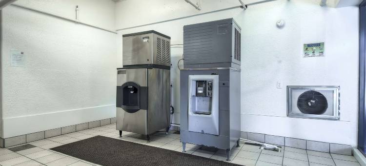 圣迭戈酒店圈6号汽车旅馆(Motel 6 San Diego, CA - Hotel Circle - Mission Valley)图片