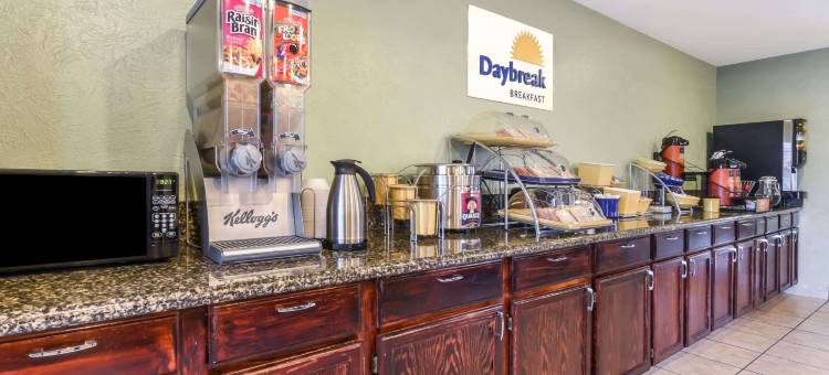 格兰伯里戴斯酒店(Days Inn by Wyndham Granbury)图片