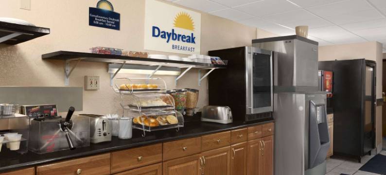 基恩戴斯酒店(Days Inn by Wyndham Keene NH)图片