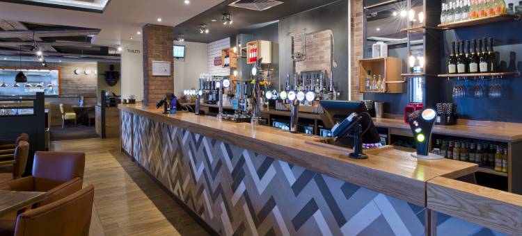 雷丁网关普瑞米尔酒店(Premier Inn Reading Gateway)图片