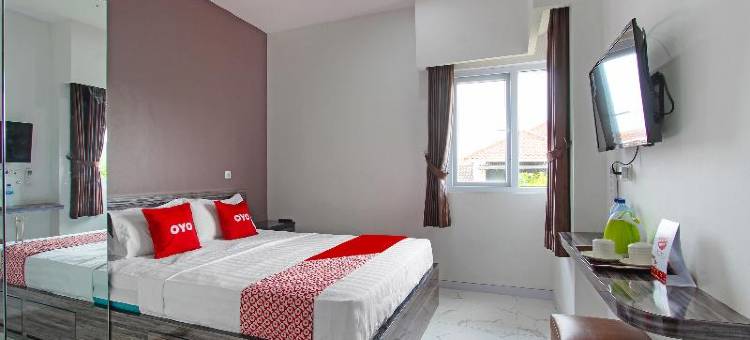 首都O 91665 D'普罗夫尊享宾馆(Capital O 91665 d'Prof Exclusive Guesthouse)图片