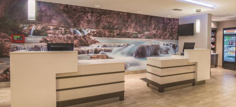 金曼拉昆塔温德姆套房酒店(La Quinta Inn & Suites by Wyndham Kingman)图片