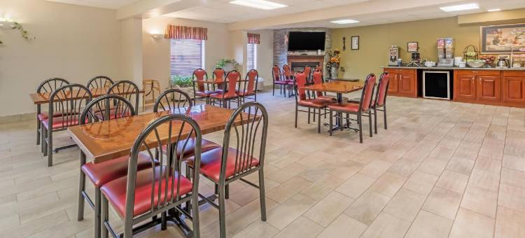 谢泼兹维尔/路易维尔南 I65 温德姆速 8 酒店(Super 8 by Wyndham Shepherdsville / Louisville South I65)图片