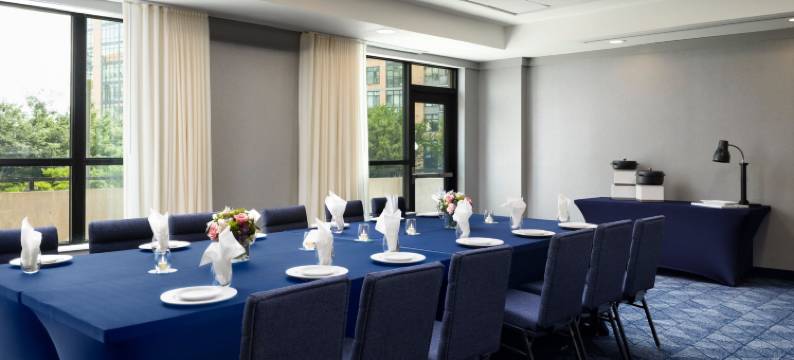 华盛顿国会山/海军造船厂万怡酒店(Courtyard Washington Capitol Hill/Navy Yard)图片