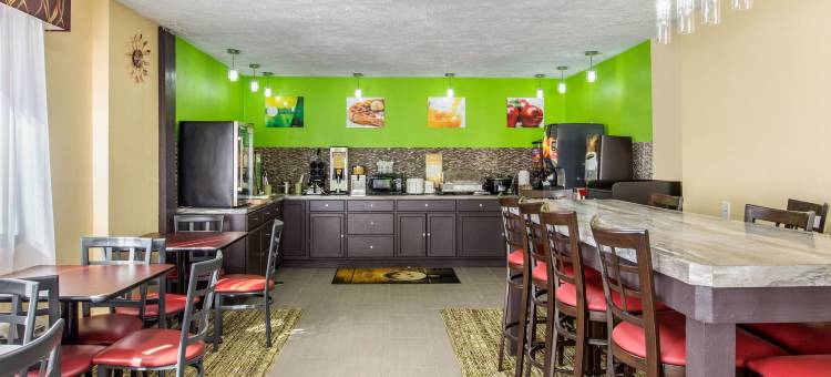 大急流城市中心凯艺酒店(Quality Inn Grand Rapids Near Downtown)图片