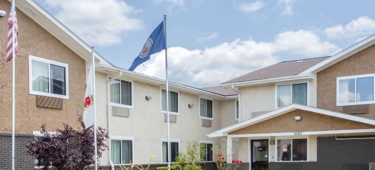 南波士顿弗吉尼亚州速8酒店(Super 8 by Wyndham South Boston VA)图片