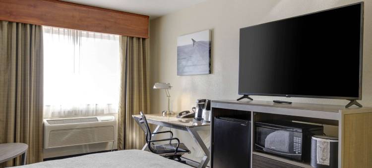 胡椒树机场贝斯特韦斯特优质酒店(Best Western Plus Peppertree Airport Inn)图片