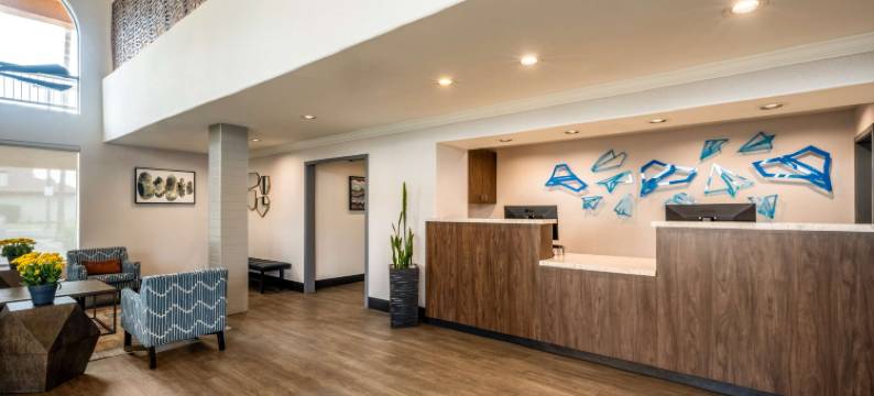 勒莫尔贝斯特韦斯特套房酒店(Best Western Inn  Suites Lemoore)图片