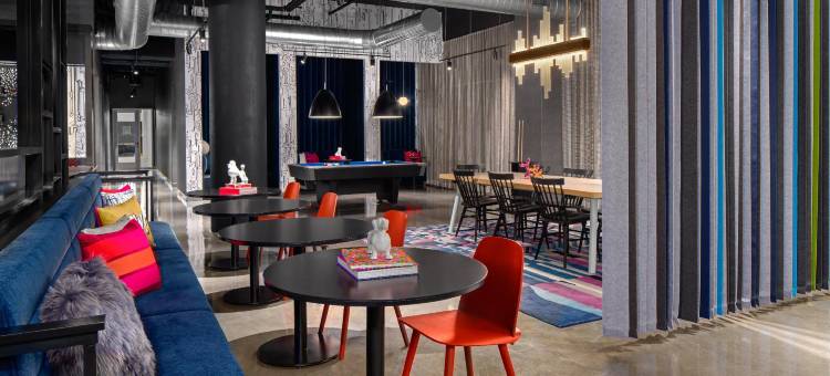 Aloft Shenandoah Woodlands Area图片