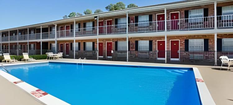 门罗西速8酒店(Super 8 by Wyndham Monroe West)图片