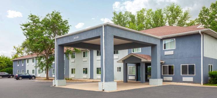 麦克亨利速 8 酒店(Super 8 By Wyndham Mchenry)(Super 8 by Wyndham McHenry/Fox Lake Area)图片