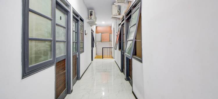 O 阿米拉旅馆(Hotel O Stasiun Tegal Near Alun-Alun Formerly Ameera Guest House)图片