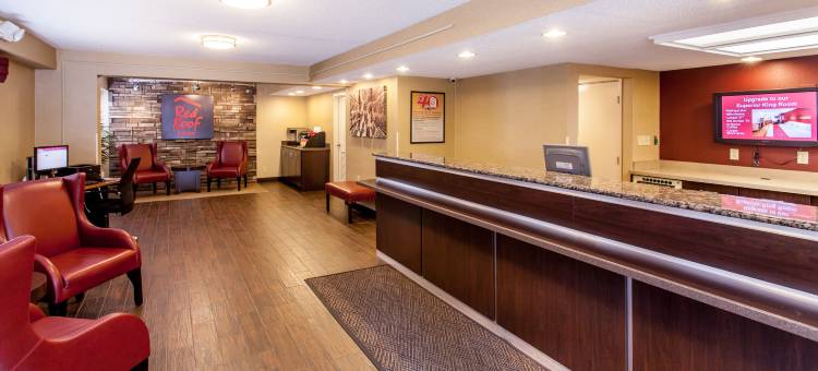 底特律红顶酒店-迪尔伯恩格林菲尔德村(Red Roof Inn Detroit - Dearborn/Greenfield Village)图片