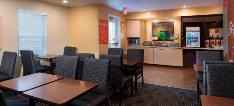 亚特兰大阿尔普哈雷塔万豪TownePlace Suites酒店(TownePlace Suites Atlanta Alpharetta)图片