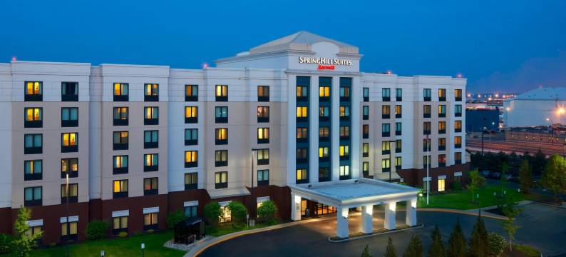 纽瓦克国际机场SpringHill Suites酒店(SpringHill Suites by Marriott Newark International Airport)图片