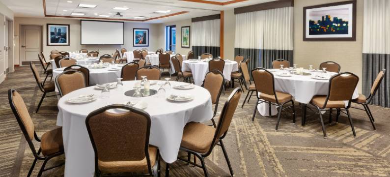 明尼阿波利斯枫林希尔顿花园酒店(Hilton Garden Inn Minneapolis/Maple Grove)图片