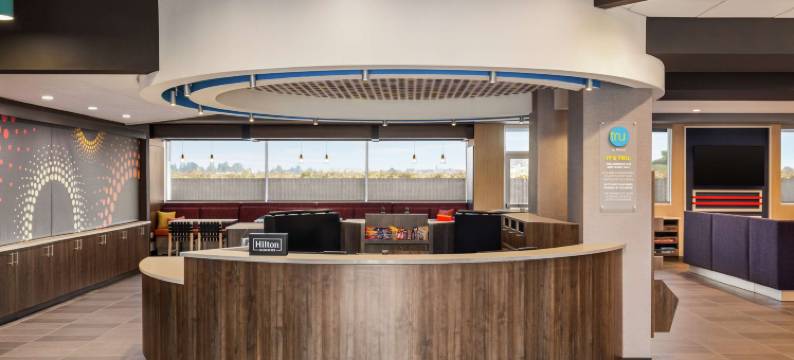 洛迪希尔顿特鲁酒店(Tru by Hilton Lodi)图片