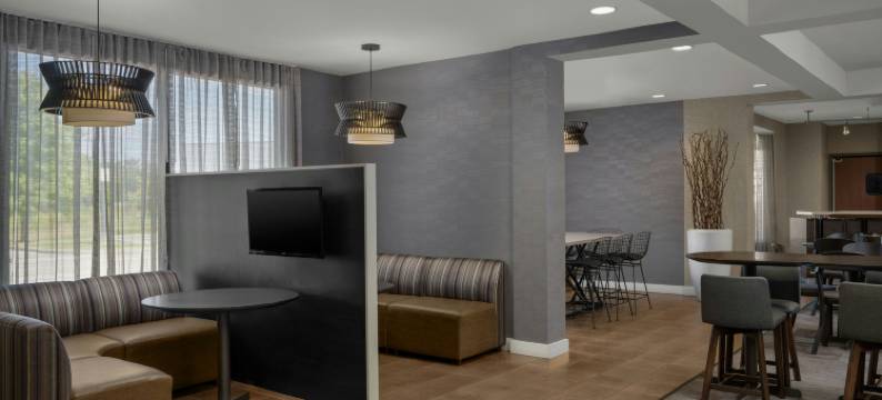 印第安纳波利斯西北万怡酒店(Courtyard Indianapolis Northwest)图片