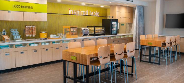科罗娜希尔顿惠庭酒店(Home2 Suites by Hilton Corona)图片