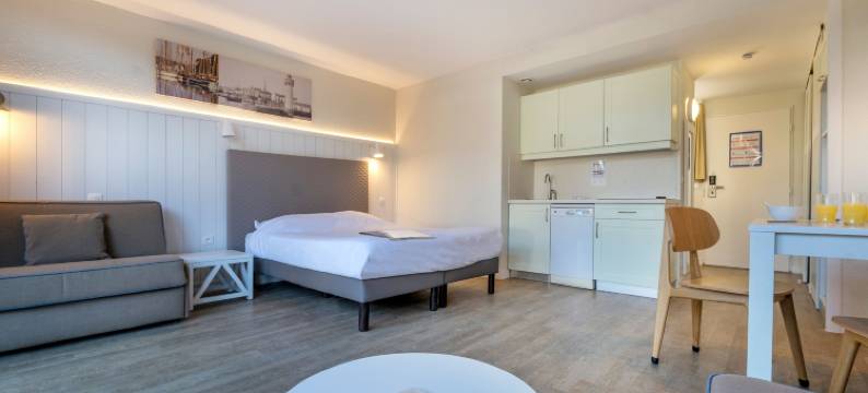 雷岛皮耶雷假日总督宫住宅(Résidence Pierre & Vacances le Palais des Gouverneurs)图片