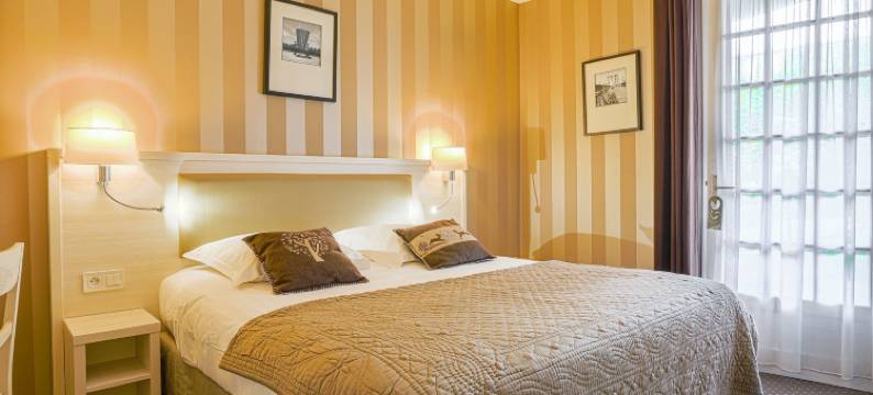 酒店SPA Piscine le Petit Castel(Hôtel-Spa-Piscine le Petit Castel Beuzeville-Honfleur)图片