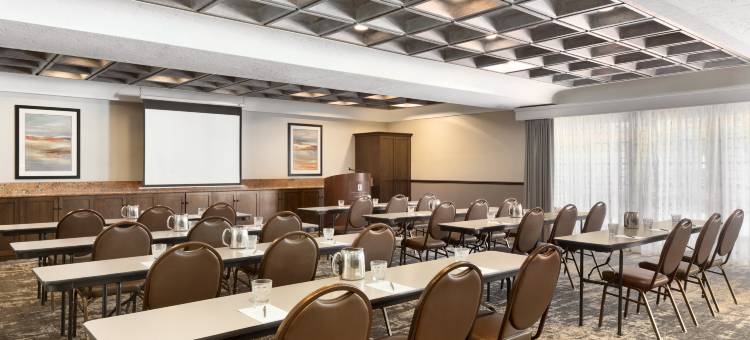 隆波克中海岸希尔顿安泊酒店(Embassy Suites by Hilton Lompoc Central Coast)图片