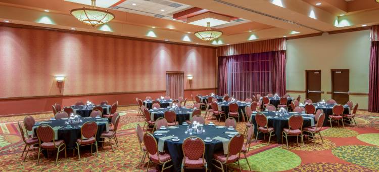 希尔顿洛夫兰大使套房会议中心(Embassy Suites by Hilton Loveland Conference Center & Spa)图片