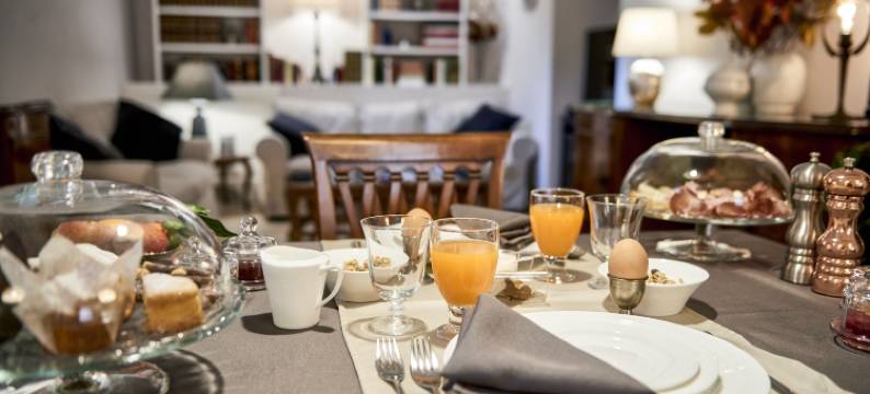 皮奥三世宫(Palazzo Pio III)图片