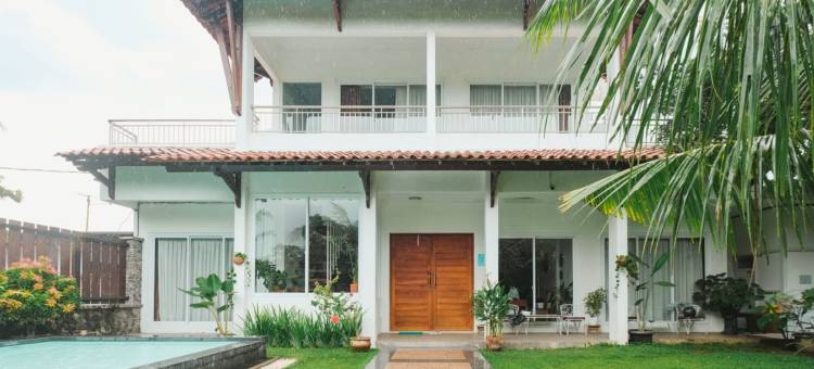 普兰巴南的Simply Homy别墅私人泳池(Villa Prambanan Jogja with Private Swimming Pool by Simply Homy)图片