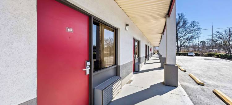 杰克逊堡美洲最佳价值酒店(Americas Best Value Inn Fort Jackson)图片