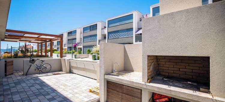 伊卡精品豪华公寓(IKA Boutique Luxury Apartments)图片